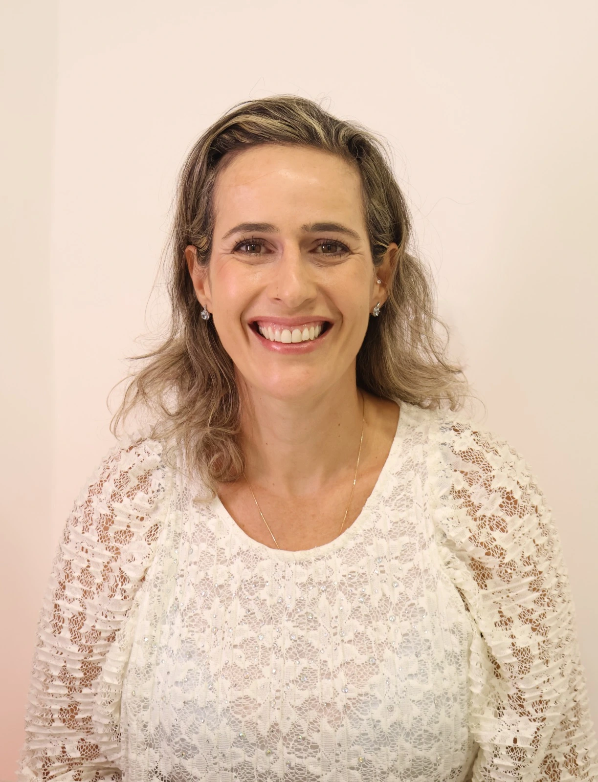 Dra Carolina Guesse , odontologia e estética avançada em são bernardo do Campo, São Paulo